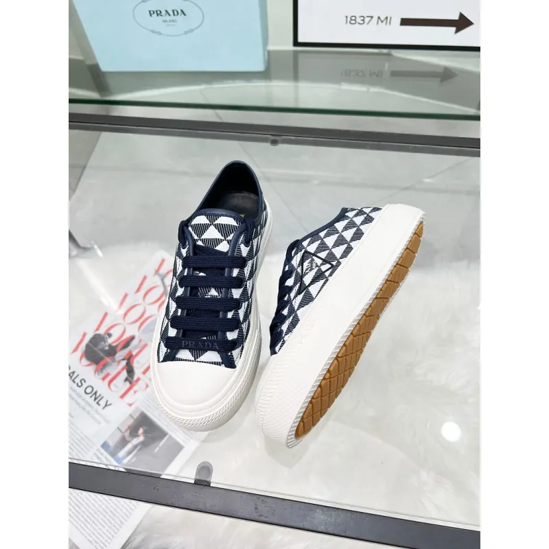 Prada Shoes for Womens Prada Sneakers #A64157