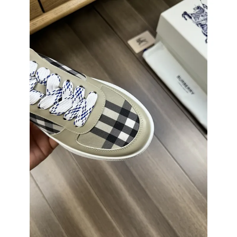 Burberry Shoes for Mens Sneakers #A59572