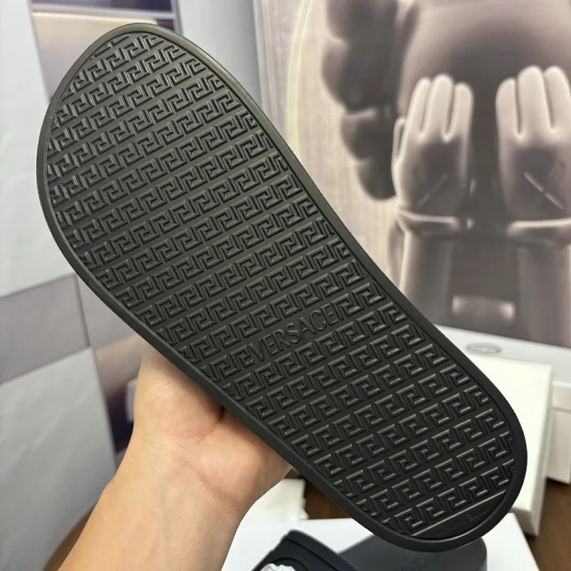 Versace shoes for Mens Versace Slippers #A63159
