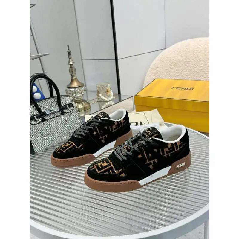 Fendi shoes for Mens Fendi Sneakers #A56331