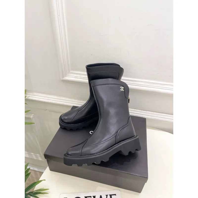 Chanel shoes for Women Chanel Boots #A56630