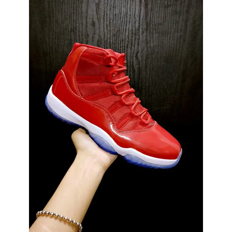 11s Platinum Tint Concord 45 Mens Basketball Shoes 11 Cap and Gown Blackout Stingray Gym Red Midnight Navy Bred Space Jams Sports Sneakers #9115663
