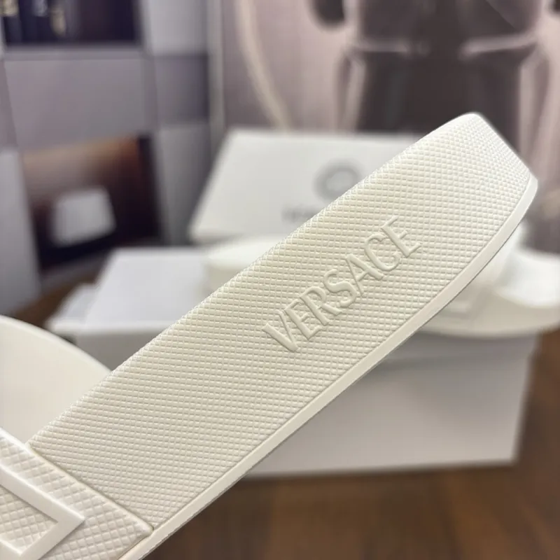 Versace shoes for Mens Versace Slippers #A63175