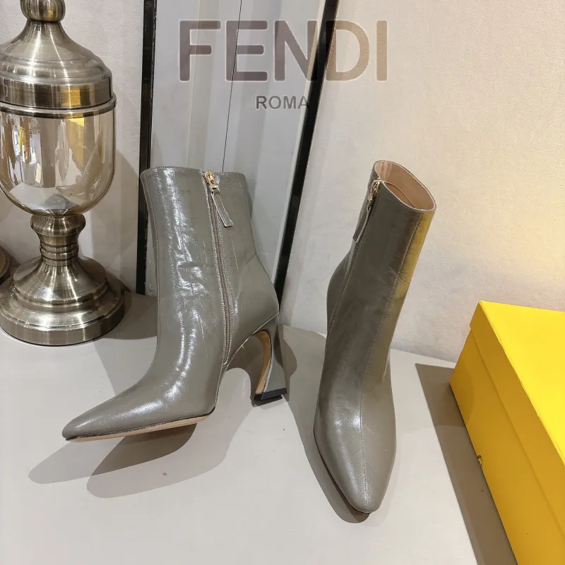 Fendi shoes for Fendi Boot for women #A59334 Fendi shoes for Fendi Boot for women #A59334