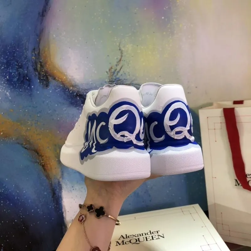 Alexander McQueen Shoes for Unisex McQueen Sneakers #A39743