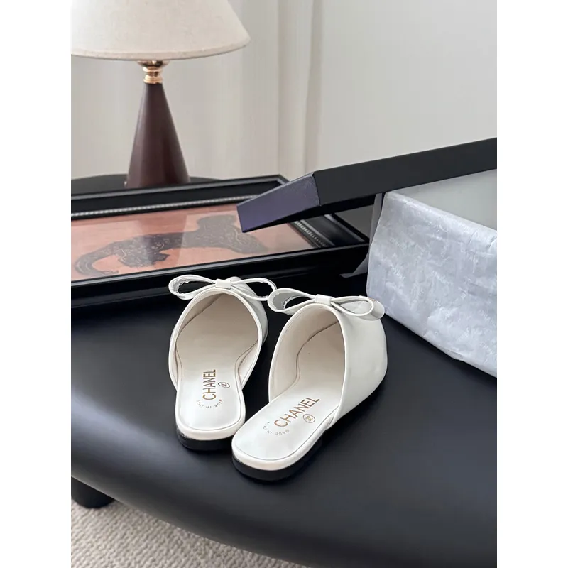 Chanel shoes for Womens Chanel Pumps Mule Chanel Couro Branca Black/White #A54183