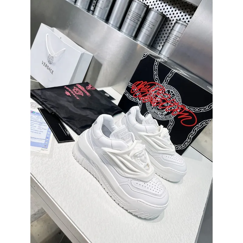Versace shoes for men and women Versace Sneakers #999927790 Versace shoes for men and women Versace Sneakers #999927790