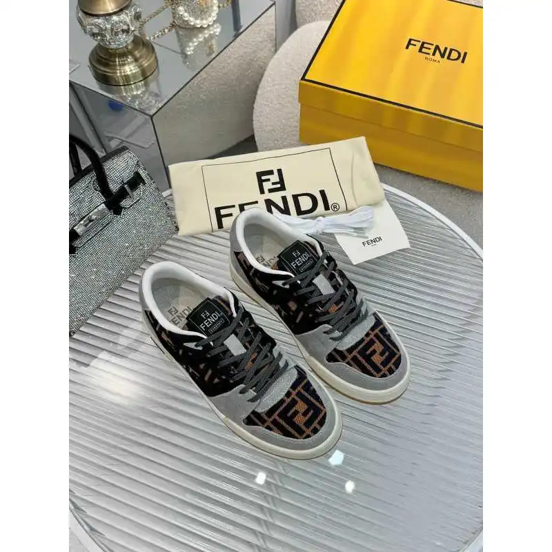 Fendi shoes for Mens Fendi Sneakers #A56337