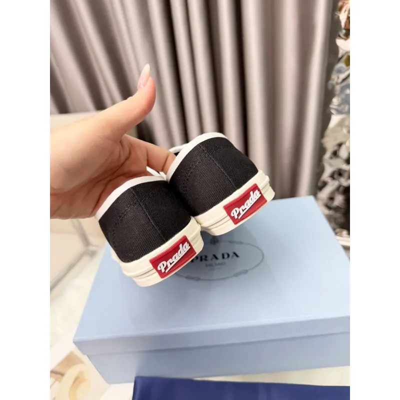 Prada Shoes for Womens Prada Sneakers #A64165