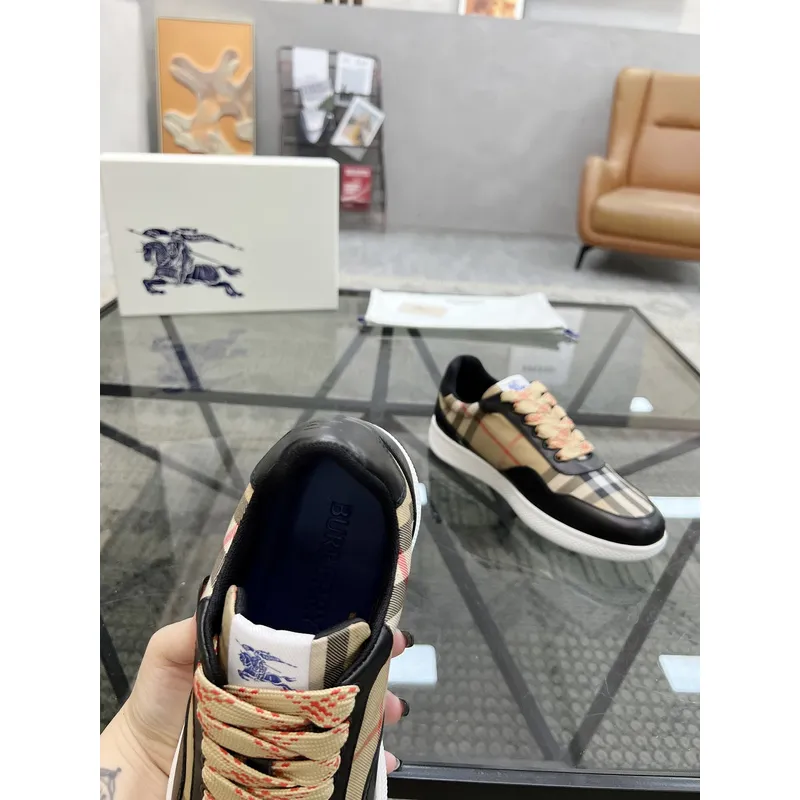 Burberry Shoes for Mens Sneakers #A52124