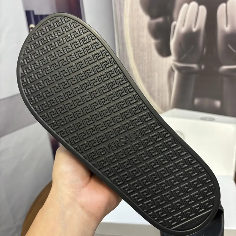Versace shoes for Mens Versace Slippers #A63170