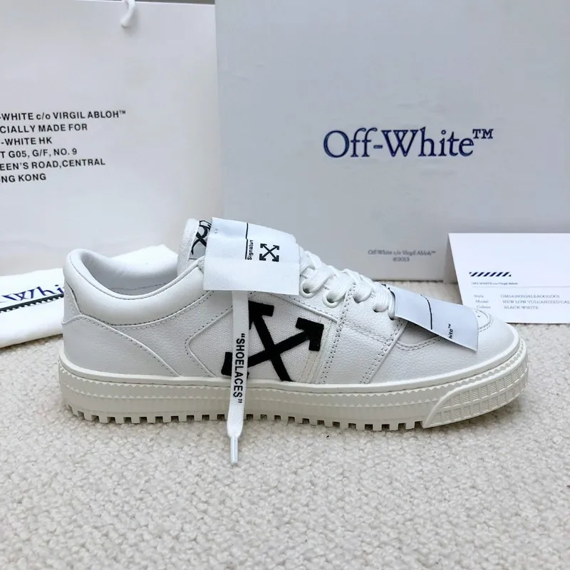 Off-White shoes for Mens Sneakers #A49507