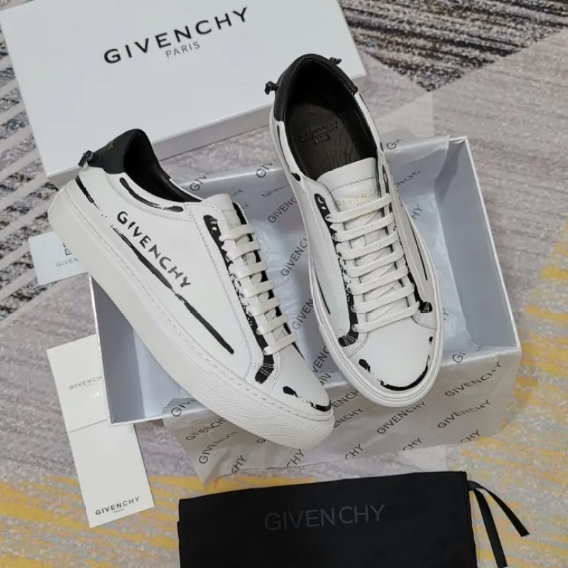 Givenchy Shoes Mens Givenchy Sneakers #9873492