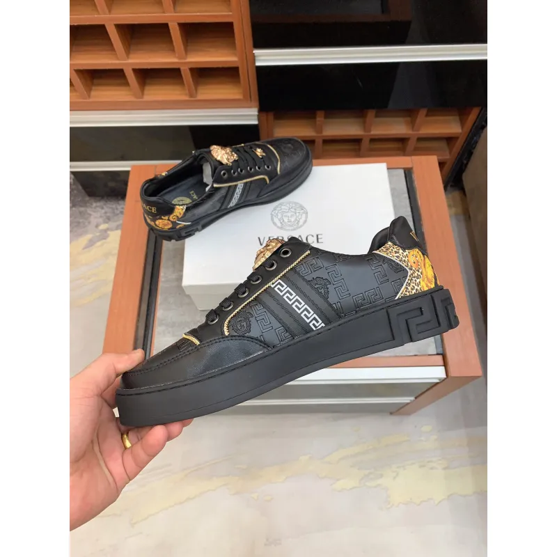 Versace shoes for Mens Versace Sneakers #99907187 Versace shoes for Mens Versace Sneakers #99907187