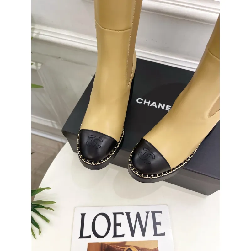 Chanel shoes for Women Chanel Boots #A56121