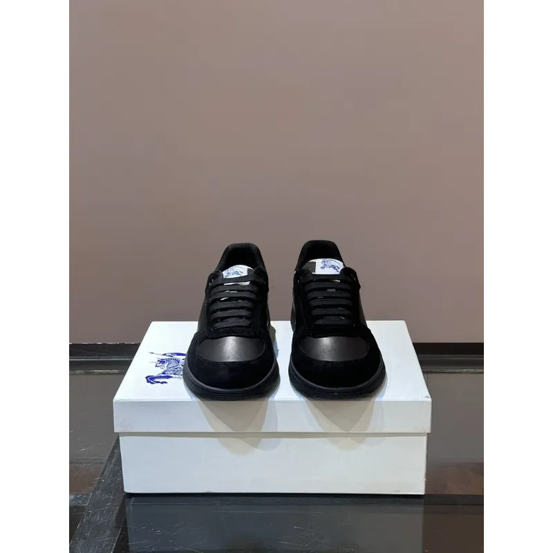 Burberry Shoes for Mens Sneakers #A59577