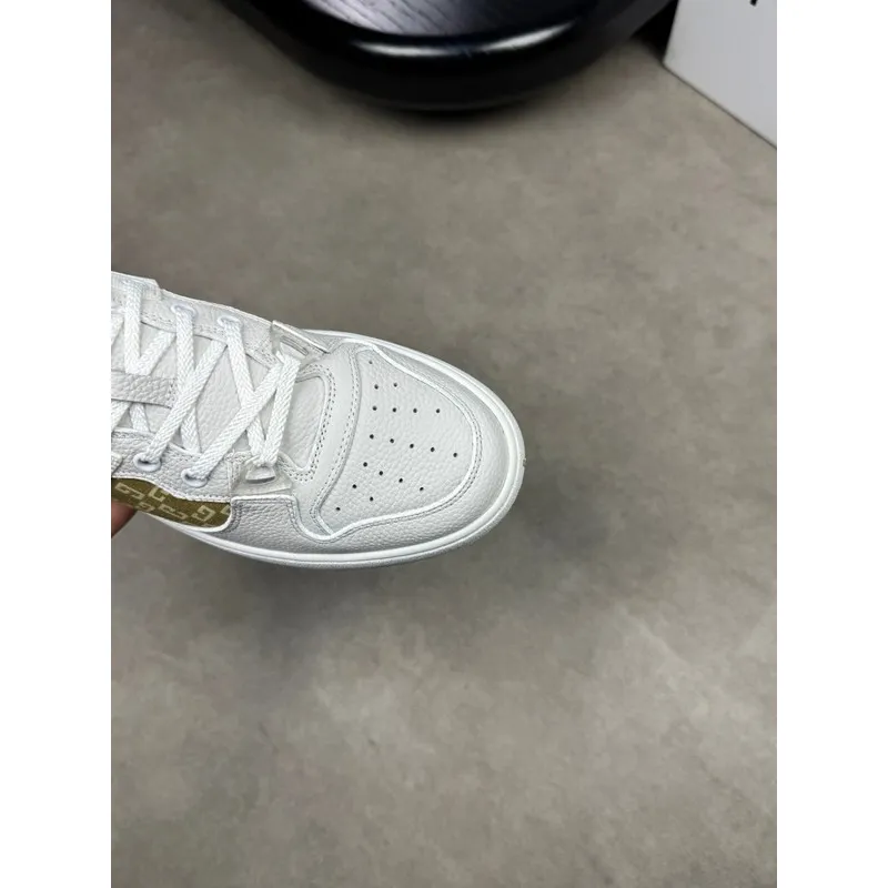 Givenchy Shoes for Mens Givenchy Sneakers #A52052