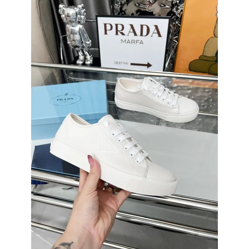Prada Shoes for Womens Prada Sneakers #A64161