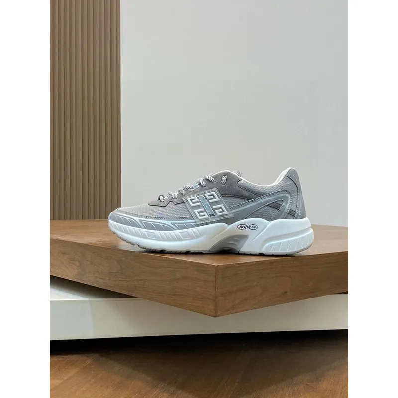 Givenchy Shoes for Mens Givenchy Sneakers #A52057