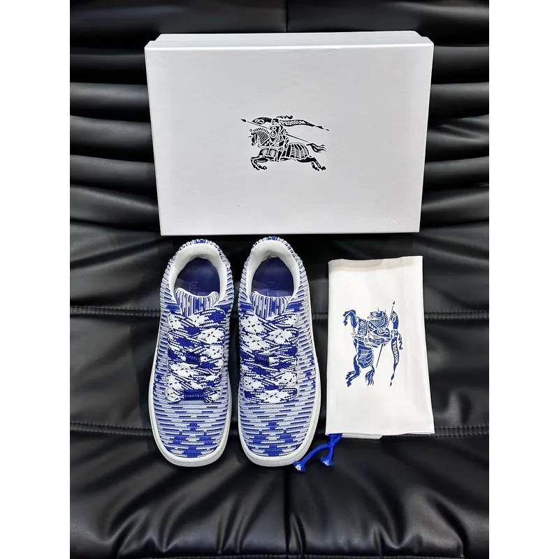 Burberry Shoes for Mens Sneakers #A52119