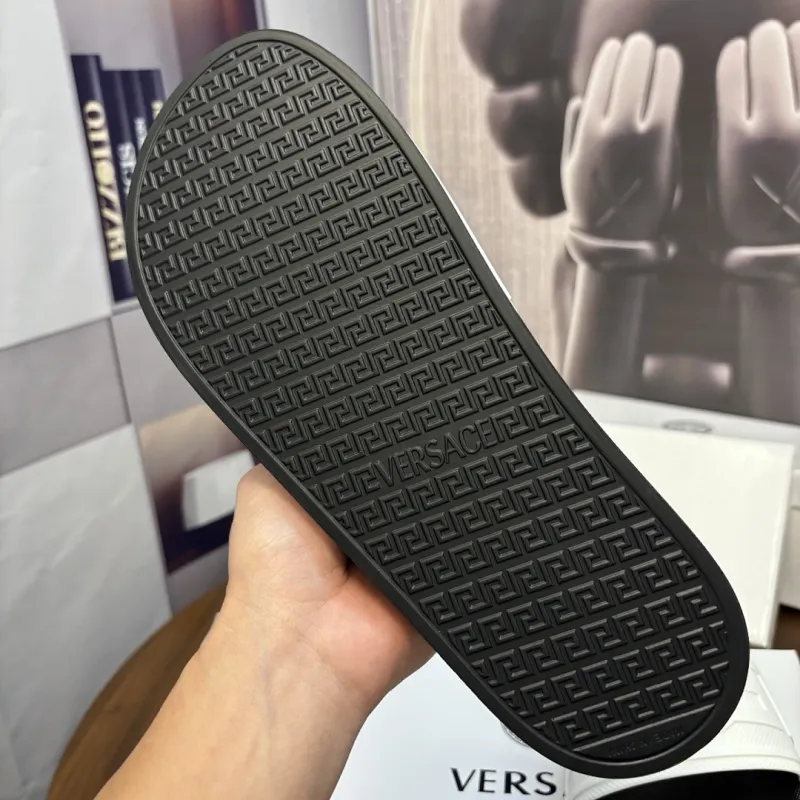Versace shoes for Mens Versace Slippers #A63165