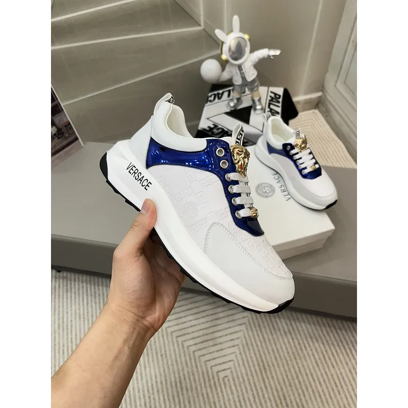 Versace shoes for Mens Versace Sneakers #A21946