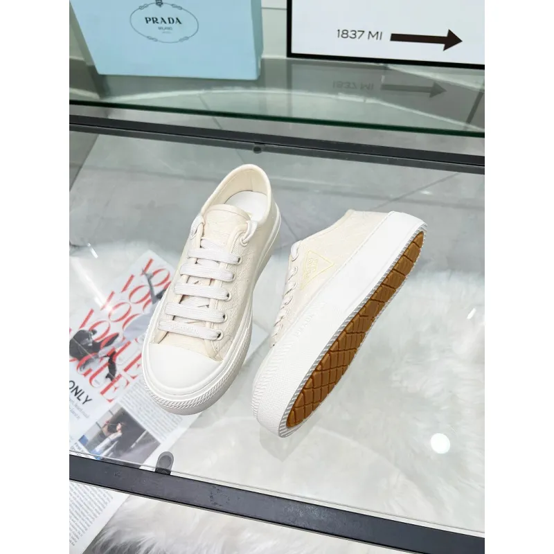 Prada Shoes for Womens Prada Sneakers #A64158