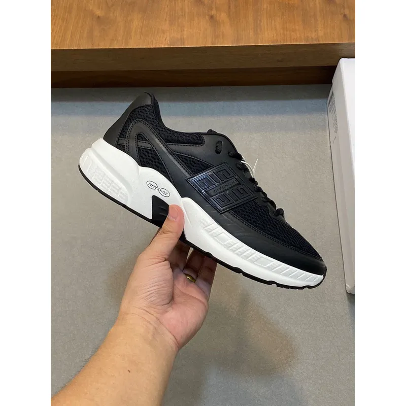 Givenchy Shoes for Mens Givenchy Sneakers #A52055