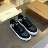 Burberry Shoes for Mens and women Sneakers #A28384