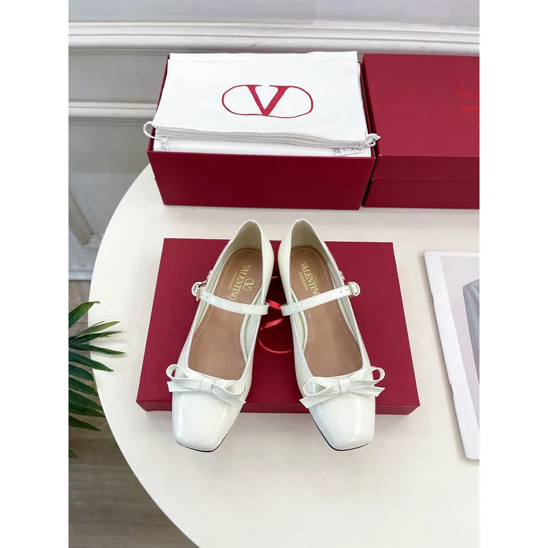valentino Shoes for Women Garavani Roman Stud #A49725