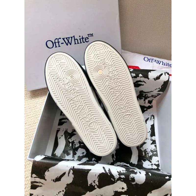 Off-White shoes for Mens Sneakers #A56032