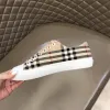 Burberry Shoes for Mens and Women Sneakers #99906930