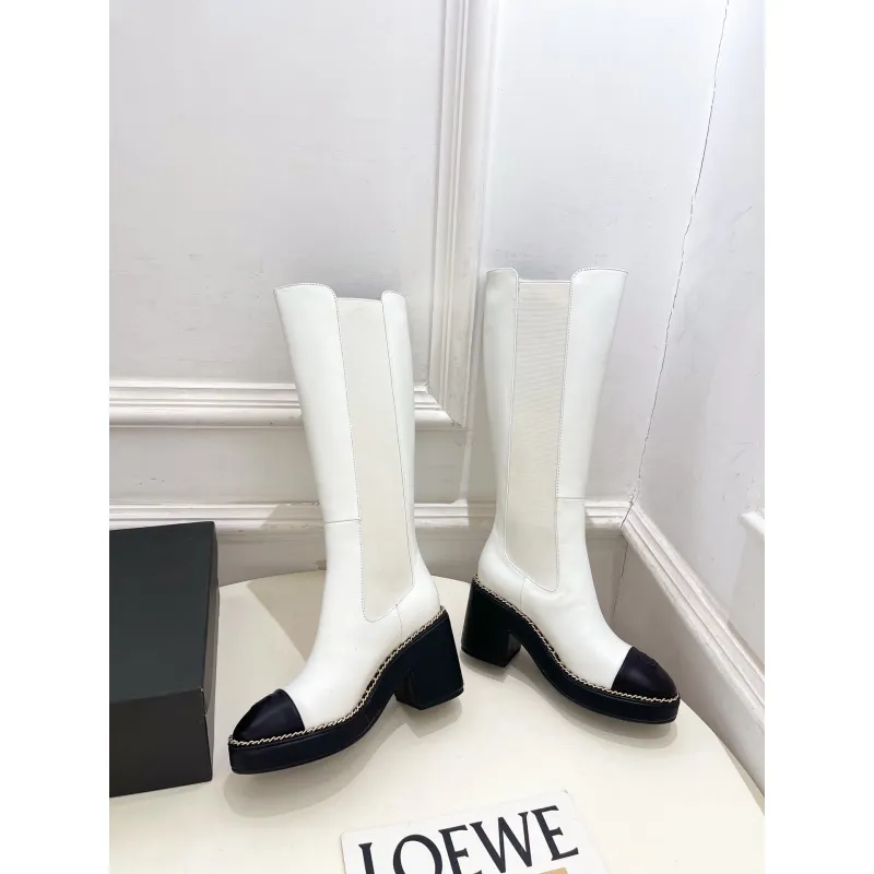 Chanel shoes for Women Chanel Boots #A56120