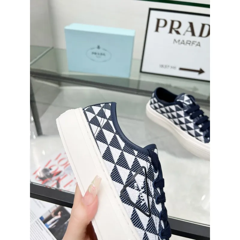 Prada Shoes for Womens Prada Sneakers #A64157
