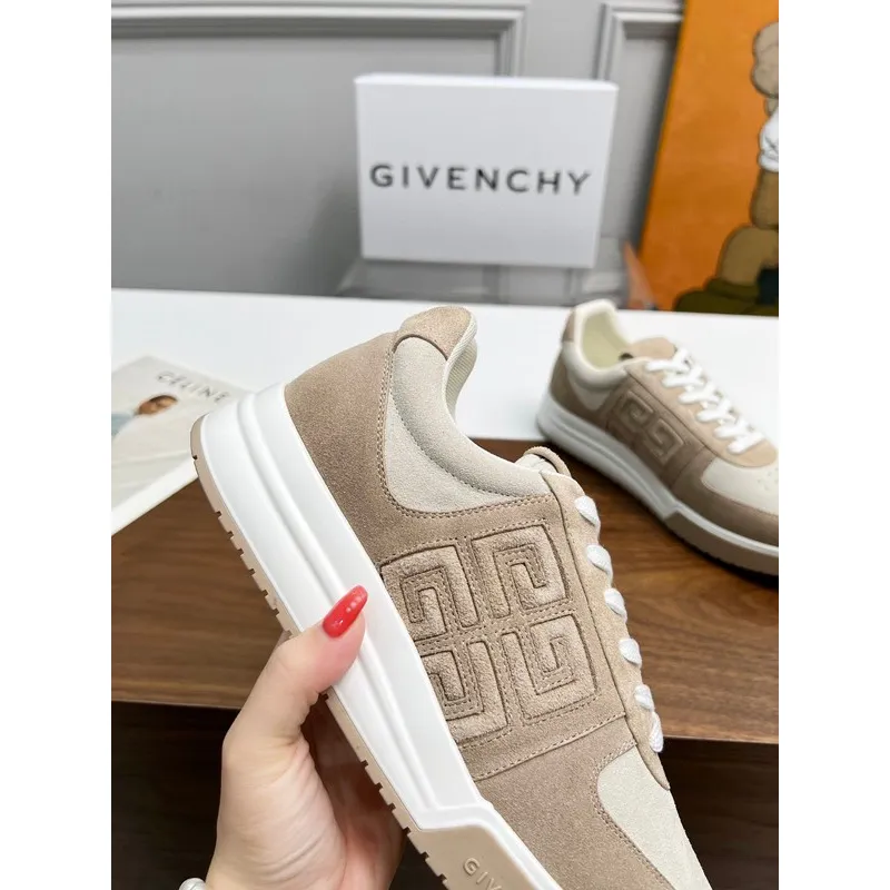 Givenchy Shoes for Mens Givenchy Sneakers #A42121