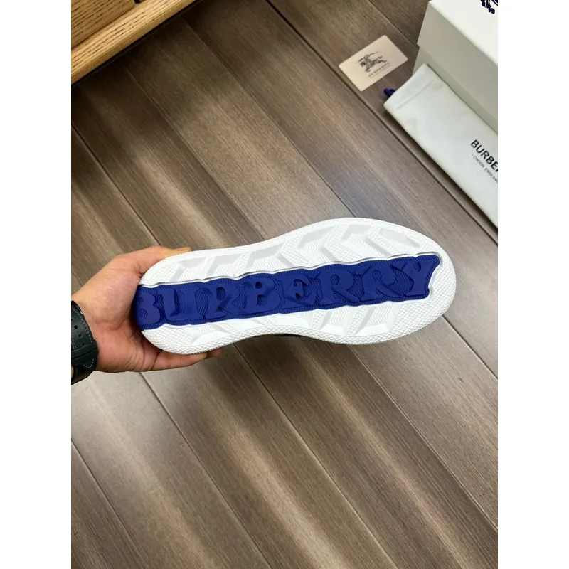 Burberry Shoes for Mens Sneakers #A44141