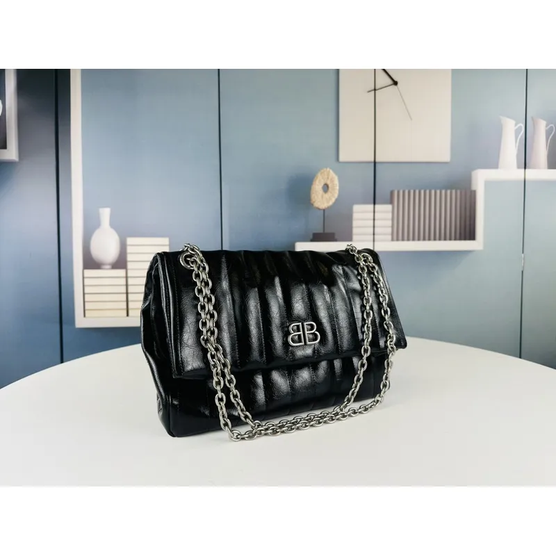 Balenciaga 2023 winter new style bag #A32650