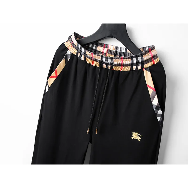 Burberry Tracksuits for Burberry Short Tracksuits for men #999921656