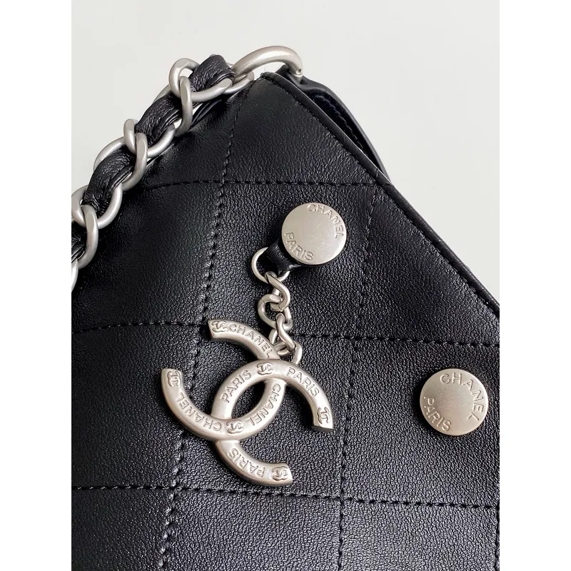 Chanel Black Quilted Leather Bucket Bag With Chain And Logo Accents #A50981