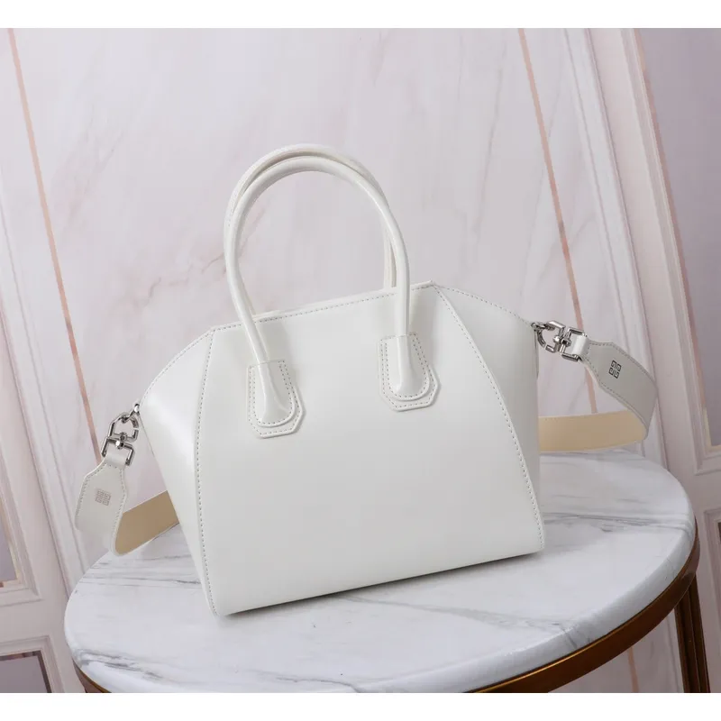 Givenchy Antigona Handbags In Sophisticated Shades For Timeless Luxury Looks #A52341
