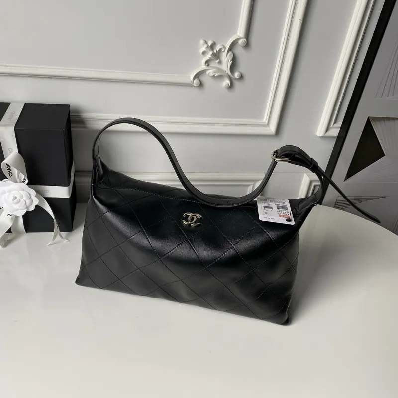 Chanel AS6139 Lambskin Hobo Shoulder Bag 32x24x12cm #A64995