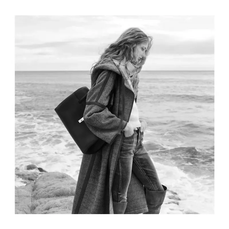 CELINE Grained Leather Medium 16 Shoulder Bag #A49258