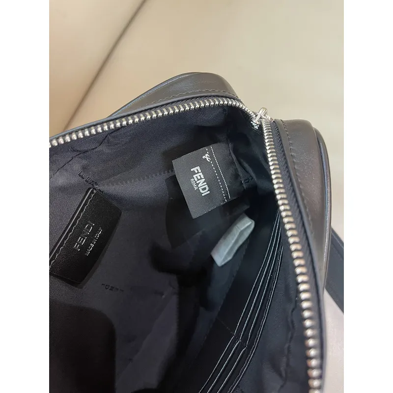Fendi Messenger Bag Size:22×15×5cm #A48043 Fendi Messenger Bag Size:22×15×5cm #A48043