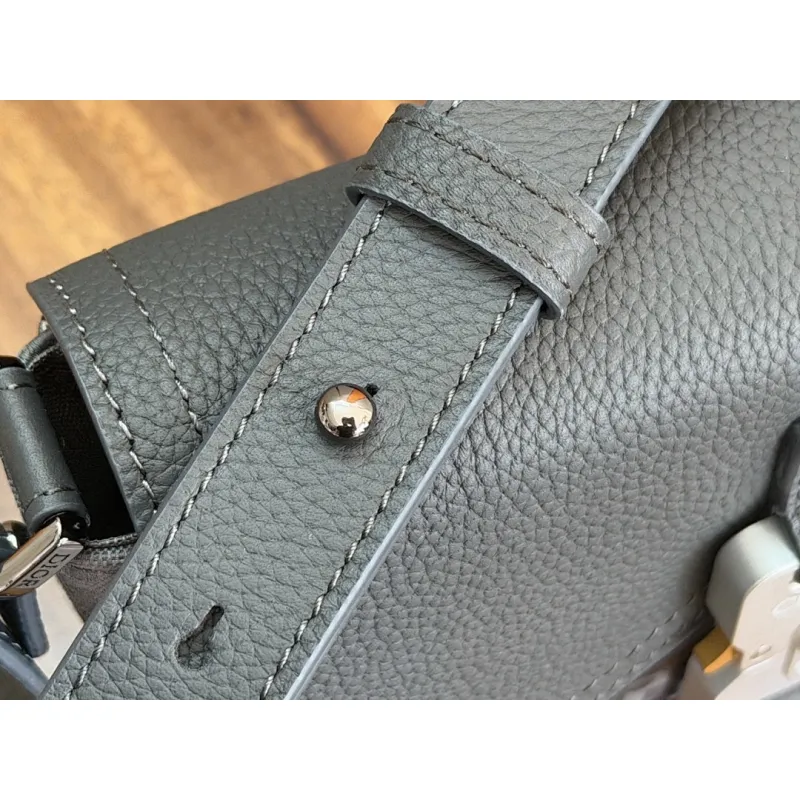 D-ior Small Saddle Messenger Bag – Anthracite Gray Oblique Canvas & Grained Calfskin with Aluminum Buckle #A59162