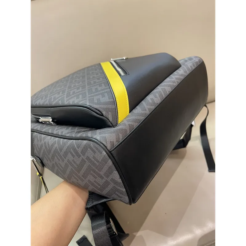 Fendi Backpack Bag Size:33×13×44cm #A48101