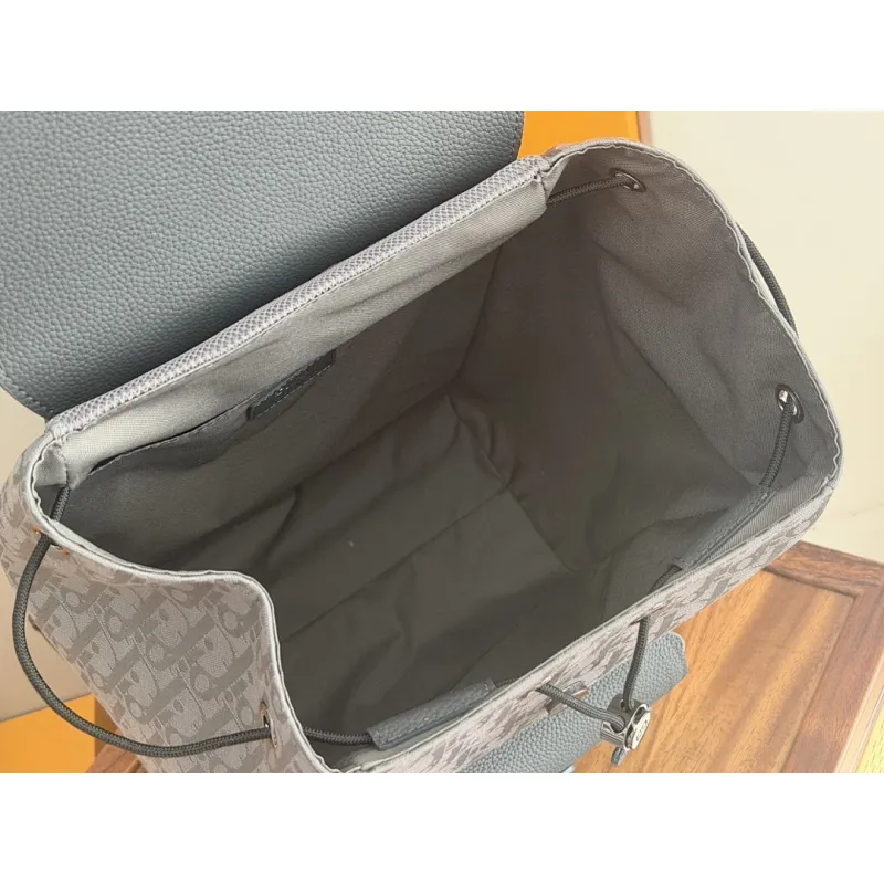 D-ior Hit the Road Backpack with Flap – Anthracite Gray Oblique Jacquard & Grained Calfskin  #A59161