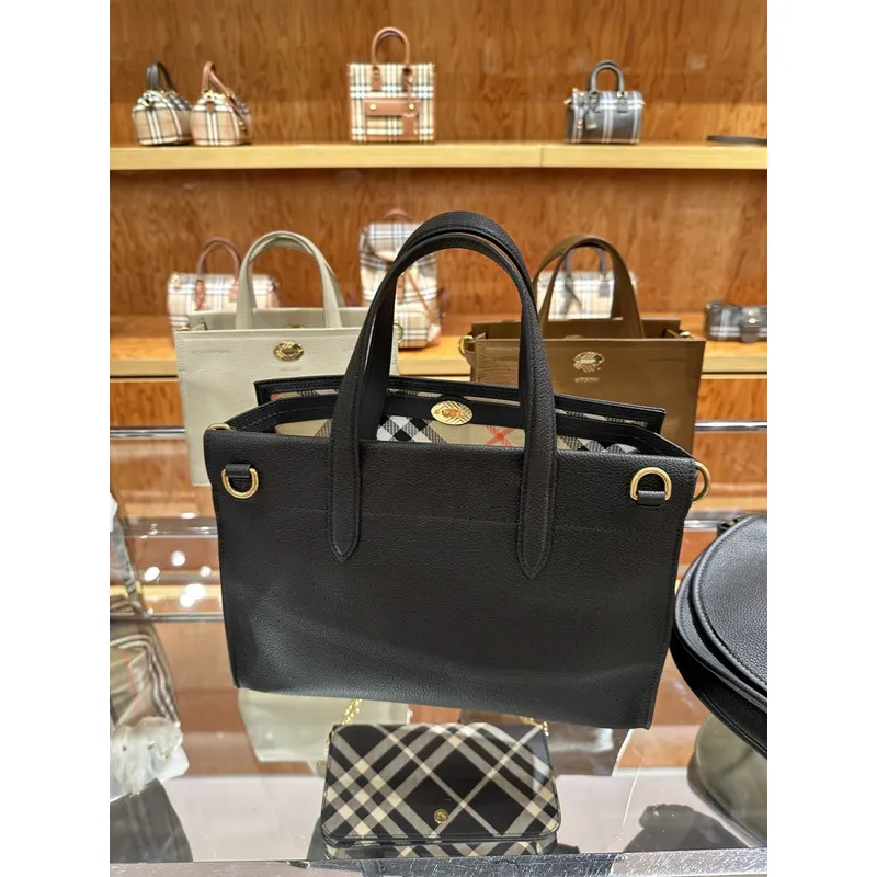 Burberry Timeless White Leather Handbag with Gold - Accented Lock and Dual Handles size:24×3×9cm #A54100