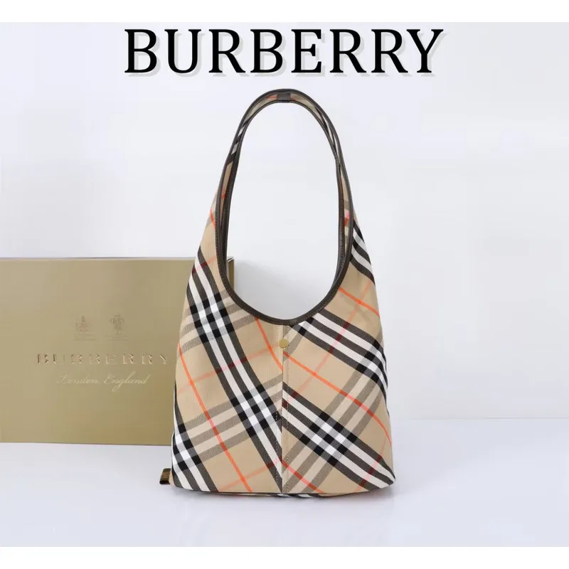 Womens Burberry Shoulder Bag for Everyday Use #A45668