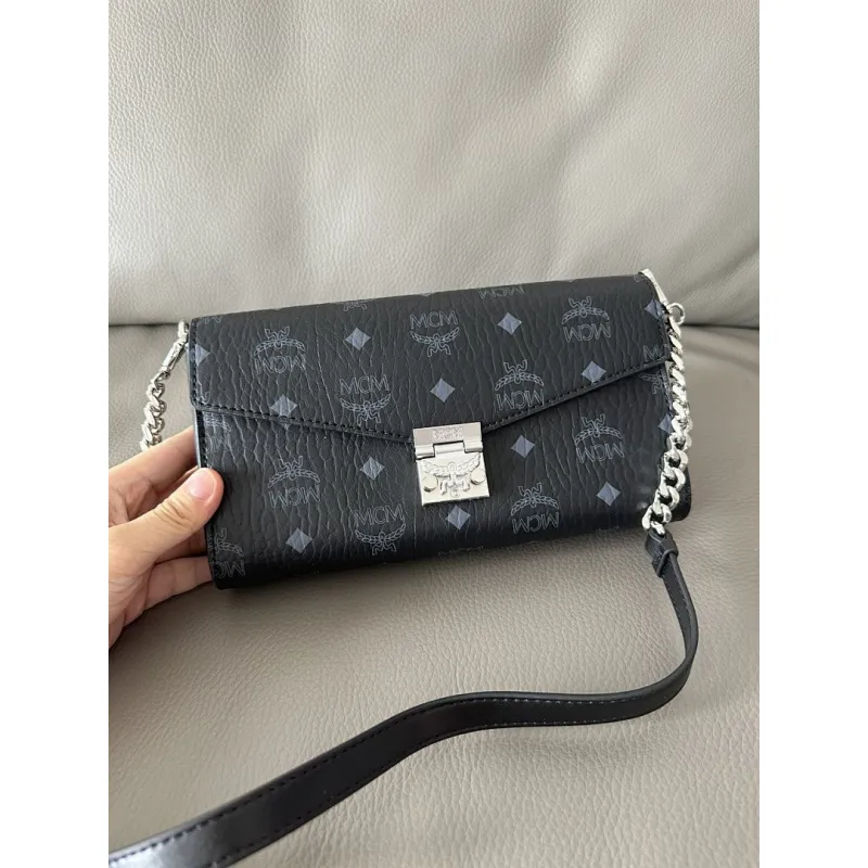 MCM Mini Crossbody Bag, Grid Pattern, Chain Strap, Style 65026 12.5 x 21.0 x 5.0cm #A61795