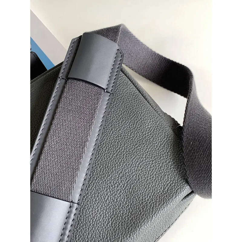 Loewe Bag Military Messenger Size:24*17.5*11cm #A49112